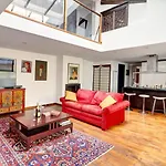 Bluestay 223 - Superb Apartment In Paris